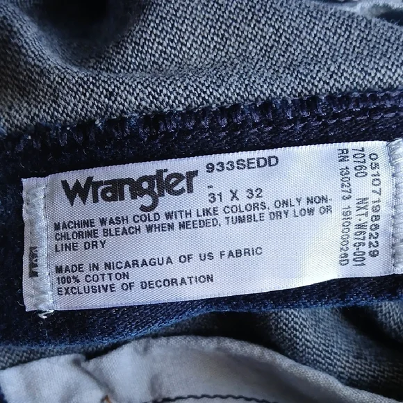 Wrangler Men's Dark Blue Straight Jeans - Picture 2 of 6